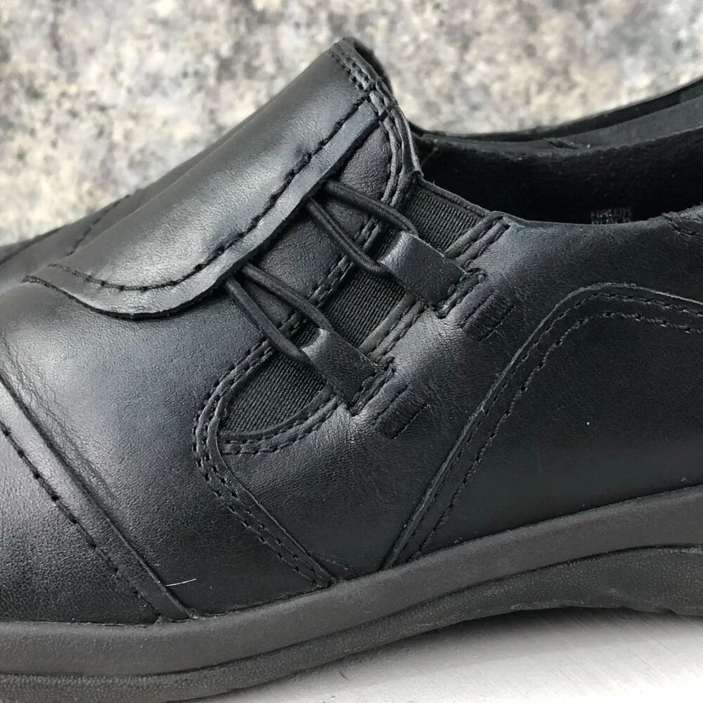 Earth Women's Size 8B Hawk Black Leather Stretch Panel Slip On Casual Shoes